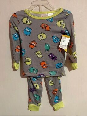 Boys NWT Kidgets Grey Monster 2-Piece Pajama Set